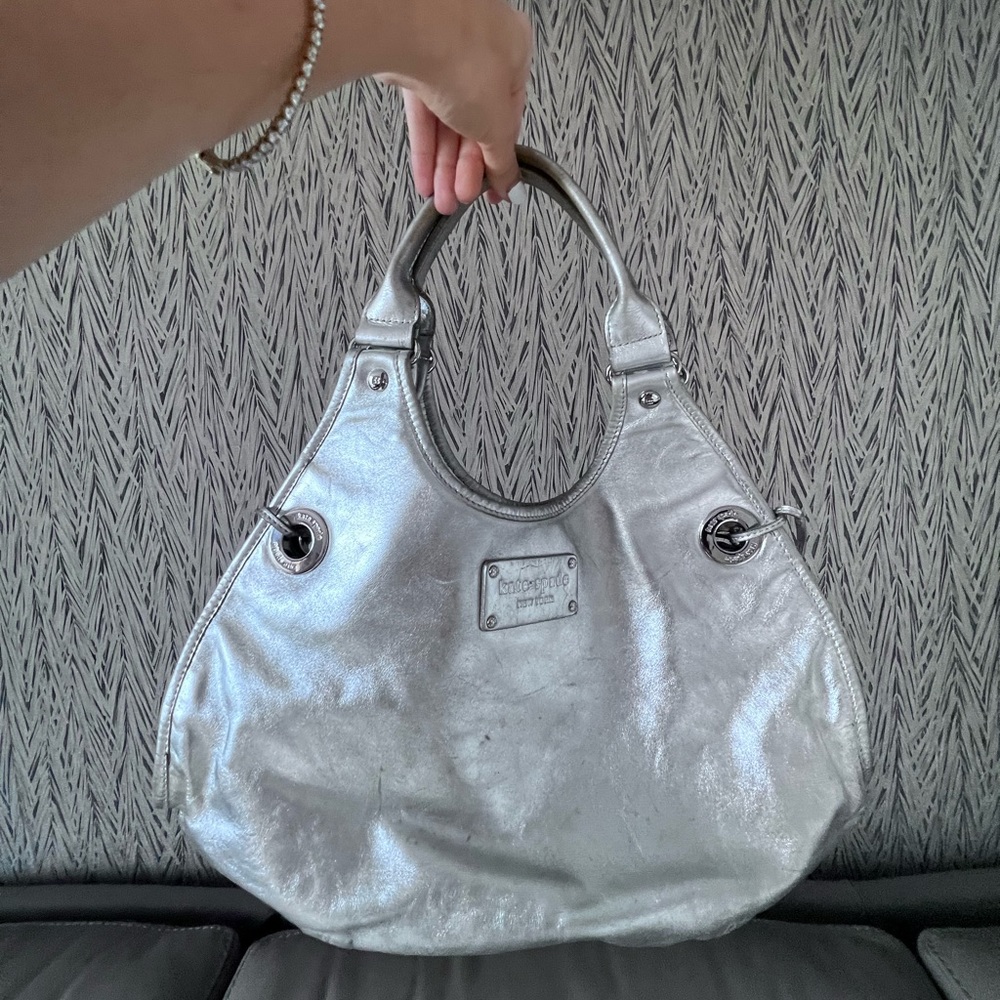 KATE SPADE VINTAGE SILVER SHOULDER BAG